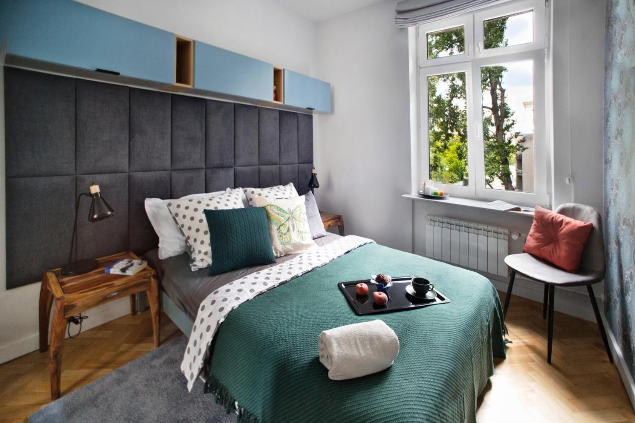 Ochota P&O Serviced Apartments Warschau Buitenkant foto