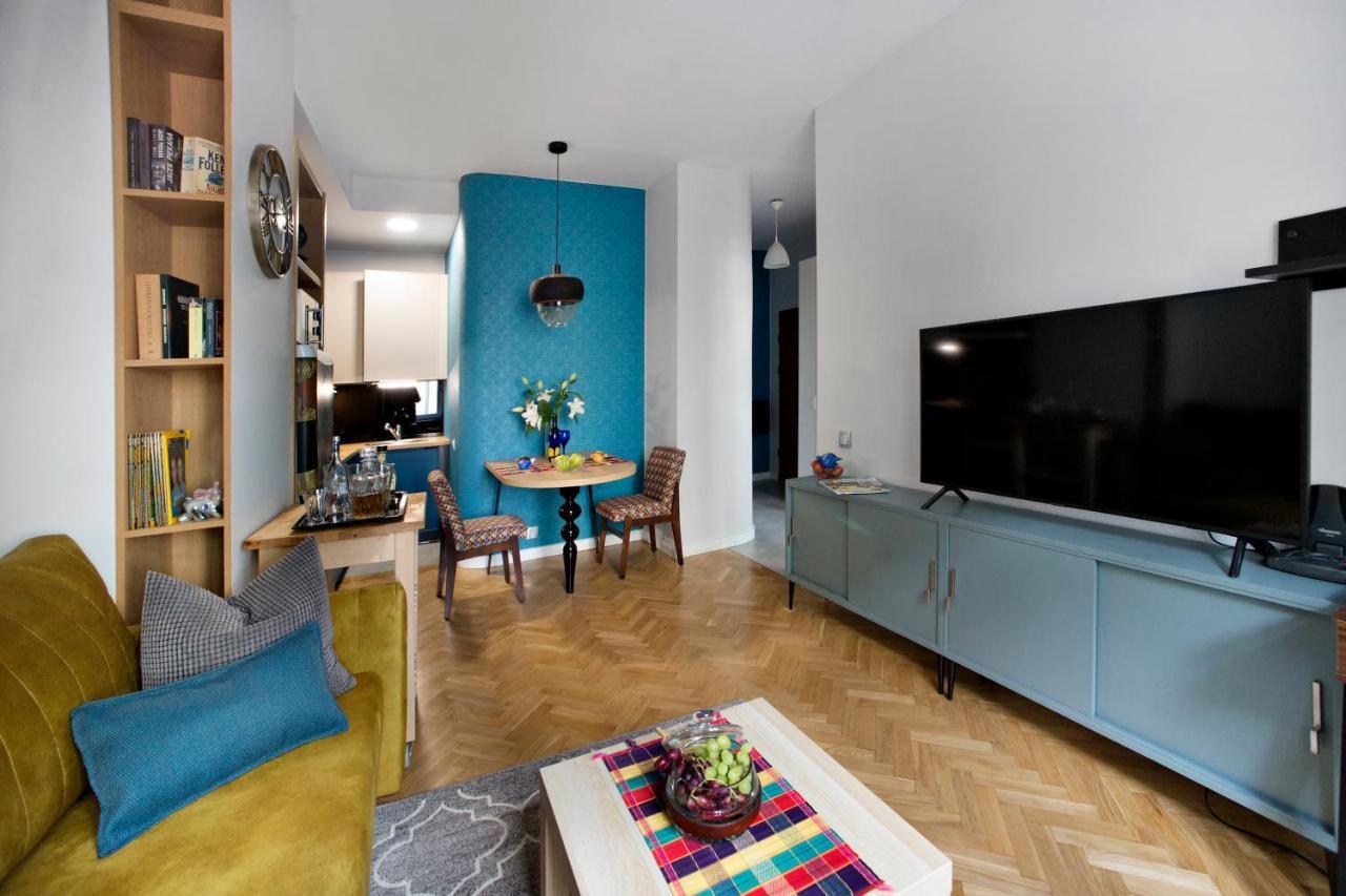 Ochota P&O Serviced Apartments Warschau Buitenkant foto